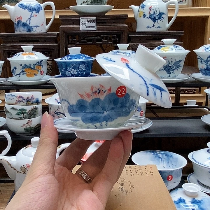 手绘荷花悬停盖碗150cc釉下彩微瑕福利款