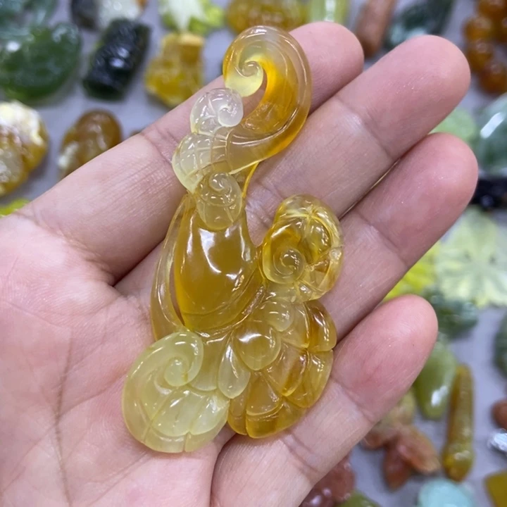 未镶嵌蛇纹石玉挂件