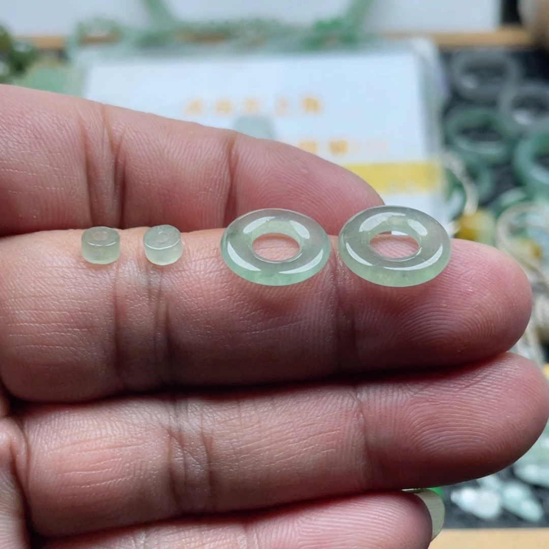 未镶嵌挂件翡翠翡翠