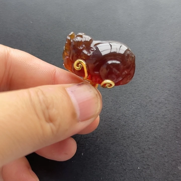 琥珀未镶嵌裸石戒指