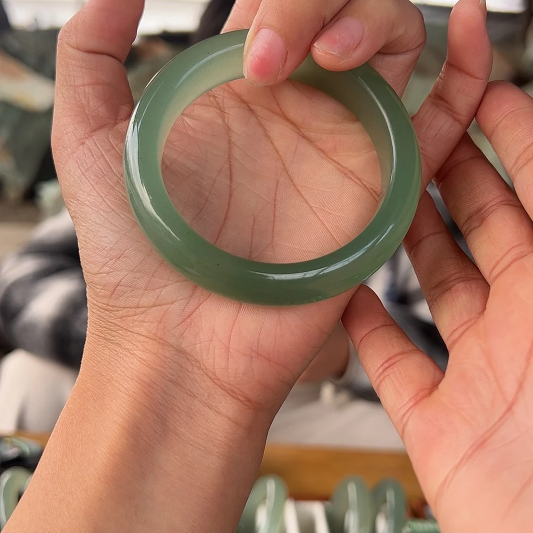 绿东陵冰晴水手镯