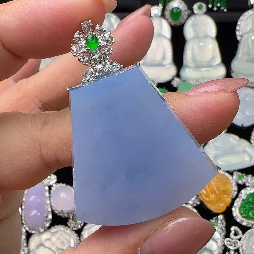 颈饰18K金镶嵌翡翠天然翡翠