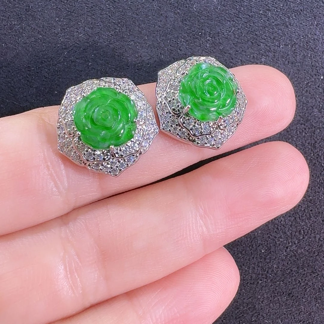 翡翠未镶嵌耳饰玫瑰