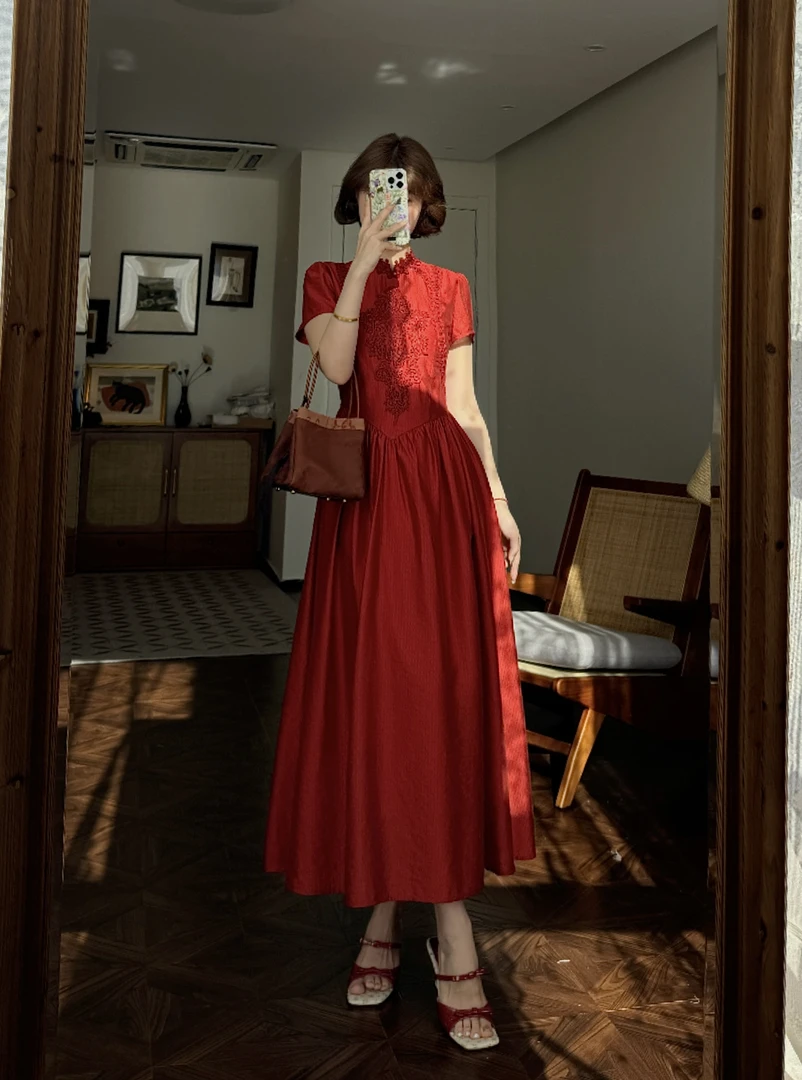 蕾英俊-枫糖挽-夏季法式赫本复古设计感短袖气质A摆连衣裙-JF6240