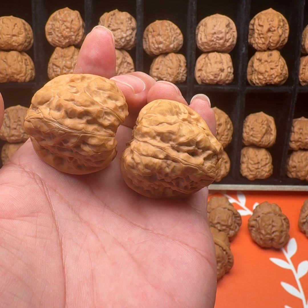 知***舟文玩核桃吊坠蛙蛙66