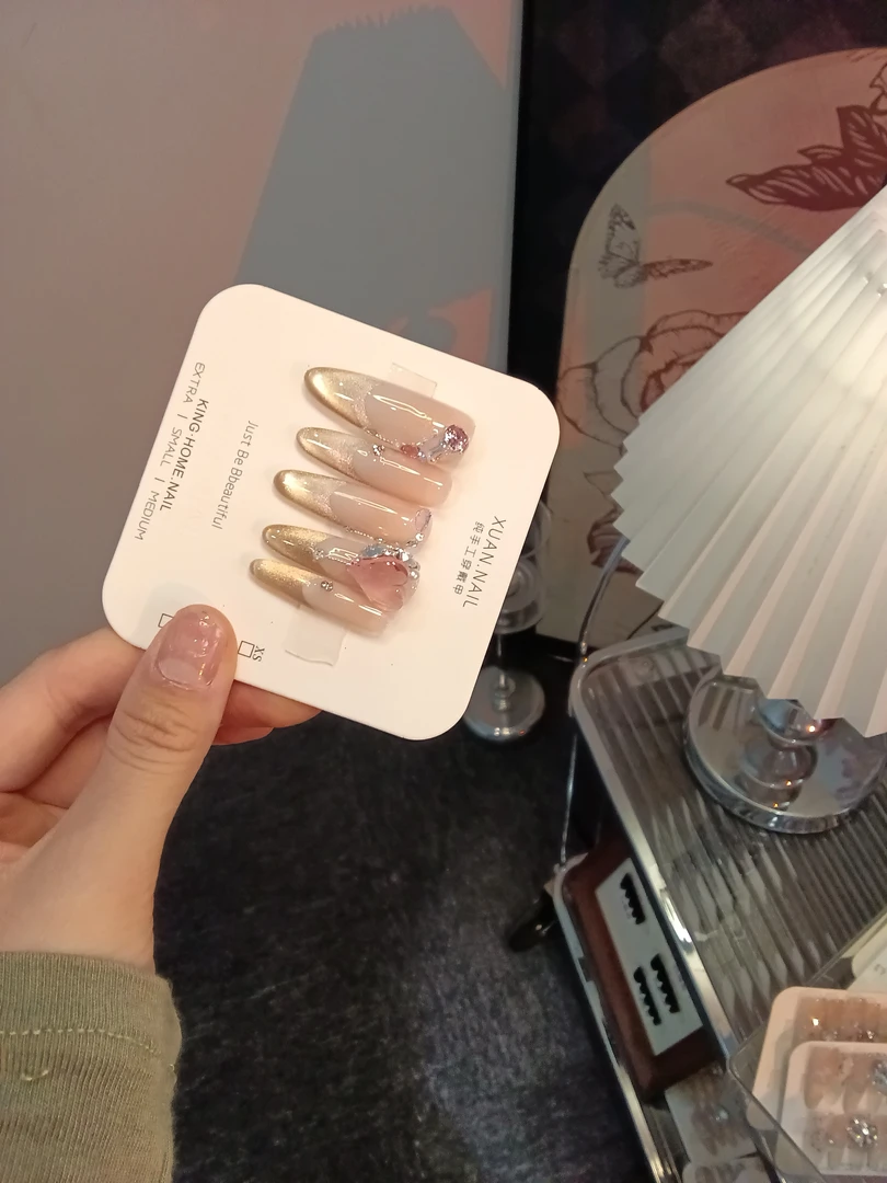 【高级裸】珠宝锆石猫眼/纯手工/穿戴甲裸色气质简约夏日中长款奶白