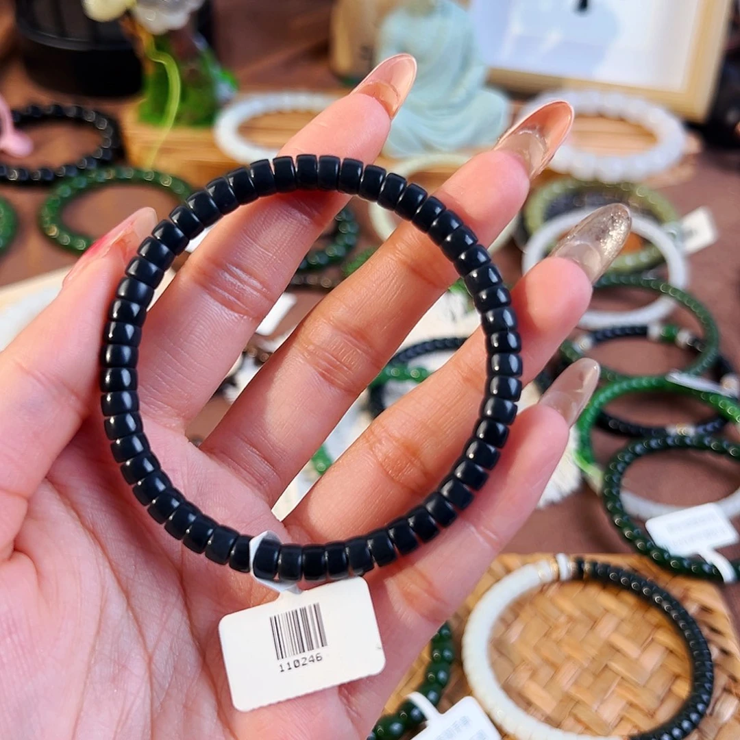 和田玉未镶嵌手串