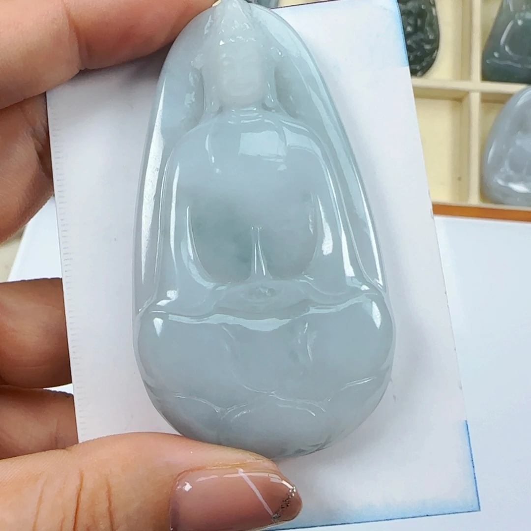 翡翠未镶嵌颈饰