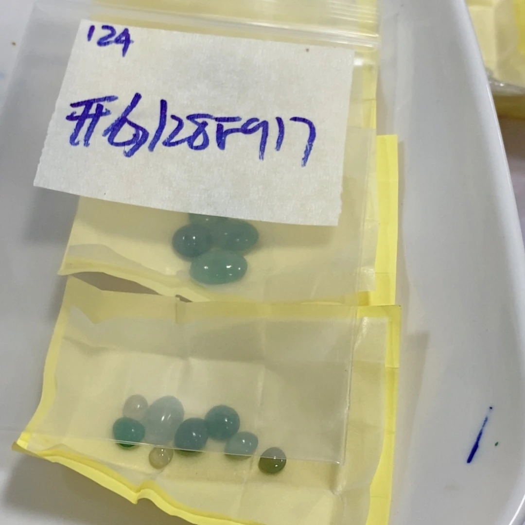 开***好未镶嵌定制翡翠不