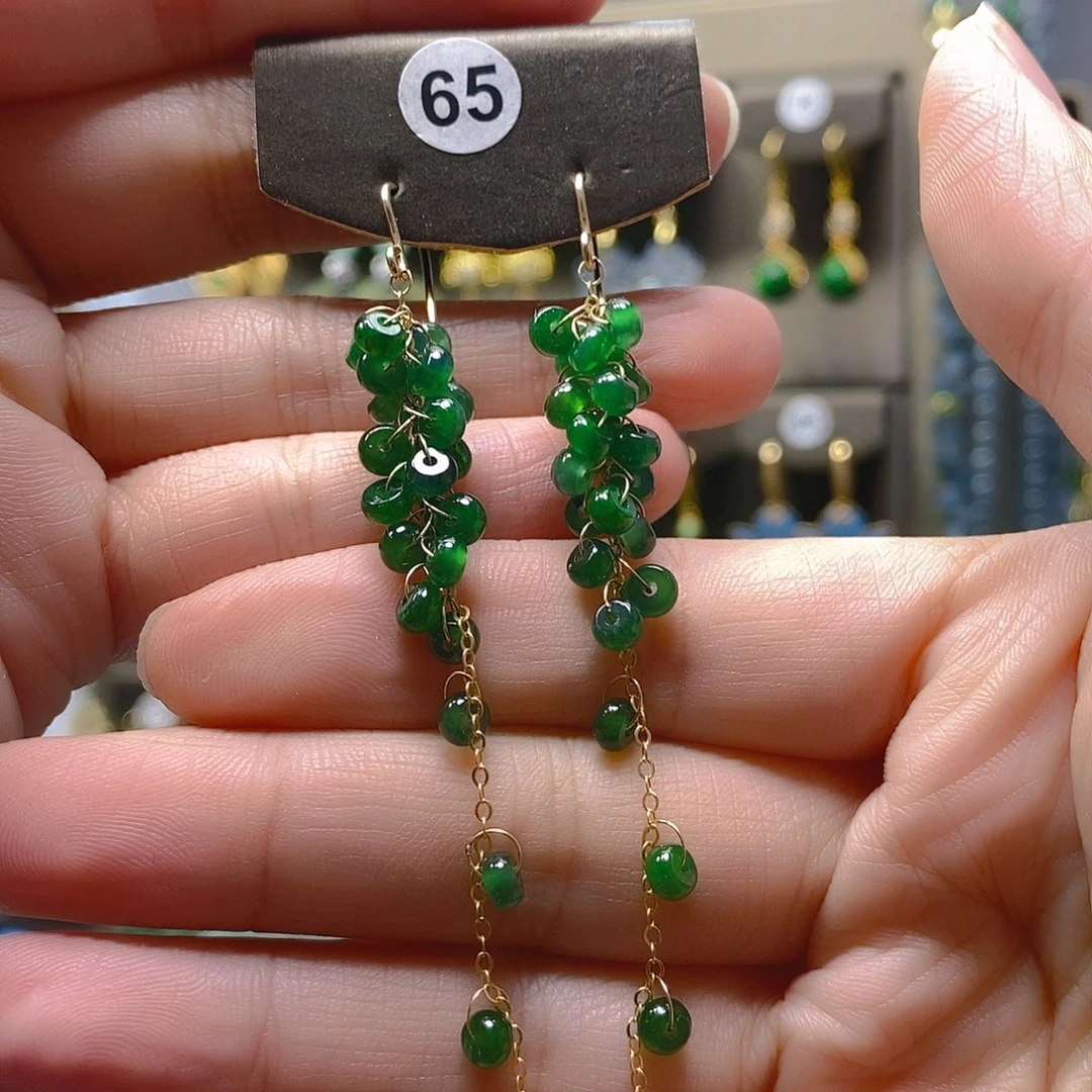 未镶嵌翡翠耳饰翡翠