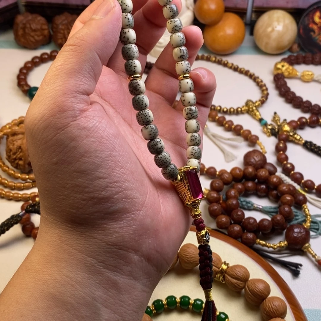 星月菩提吊坠。。。。。。。。。。。