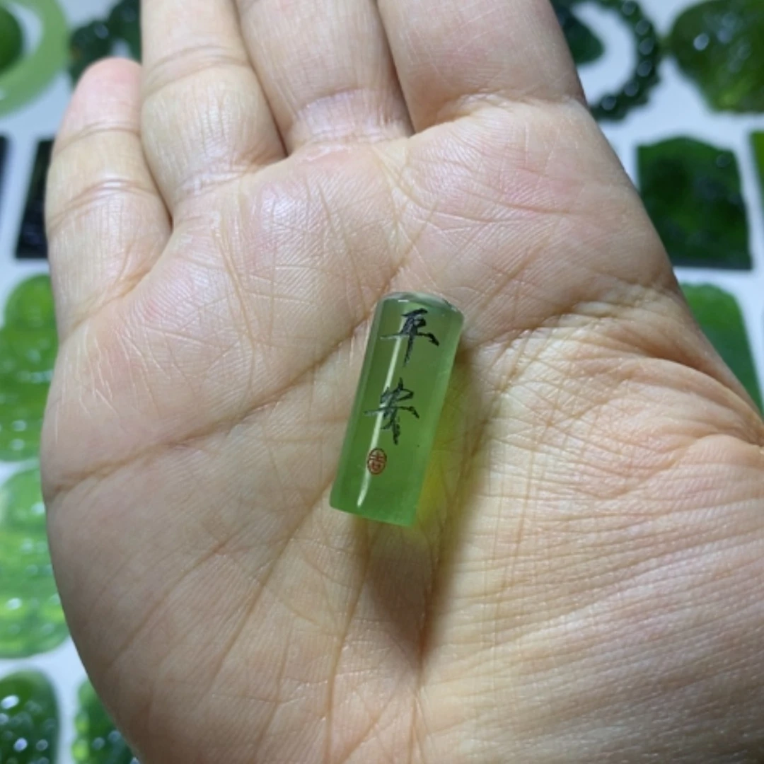 【闪购商品】未镶嵌蛇纹石玉颈饰