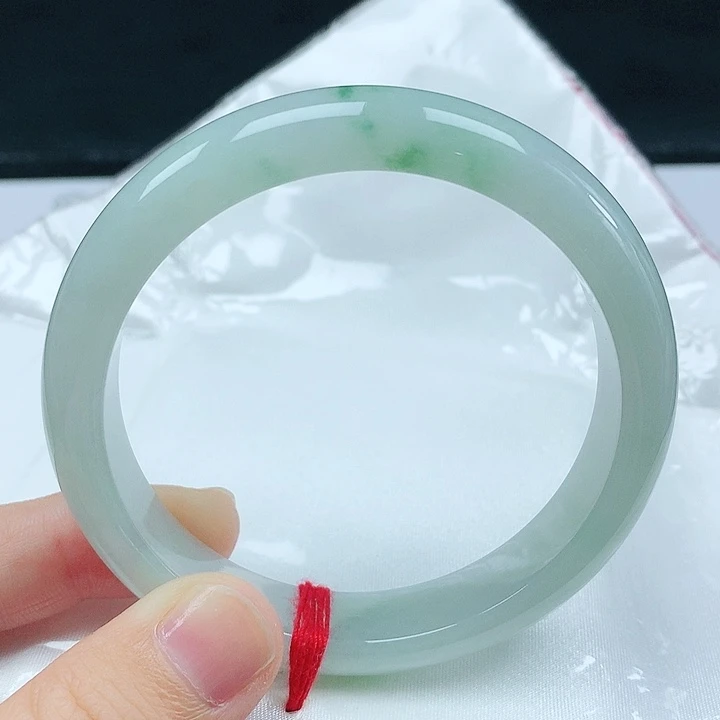 翡翠手镯未镶嵌天然翡翠手镯