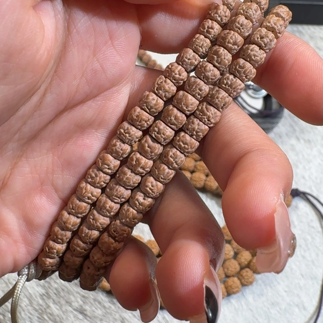 金刚菩提吊坠福利佛手藏式