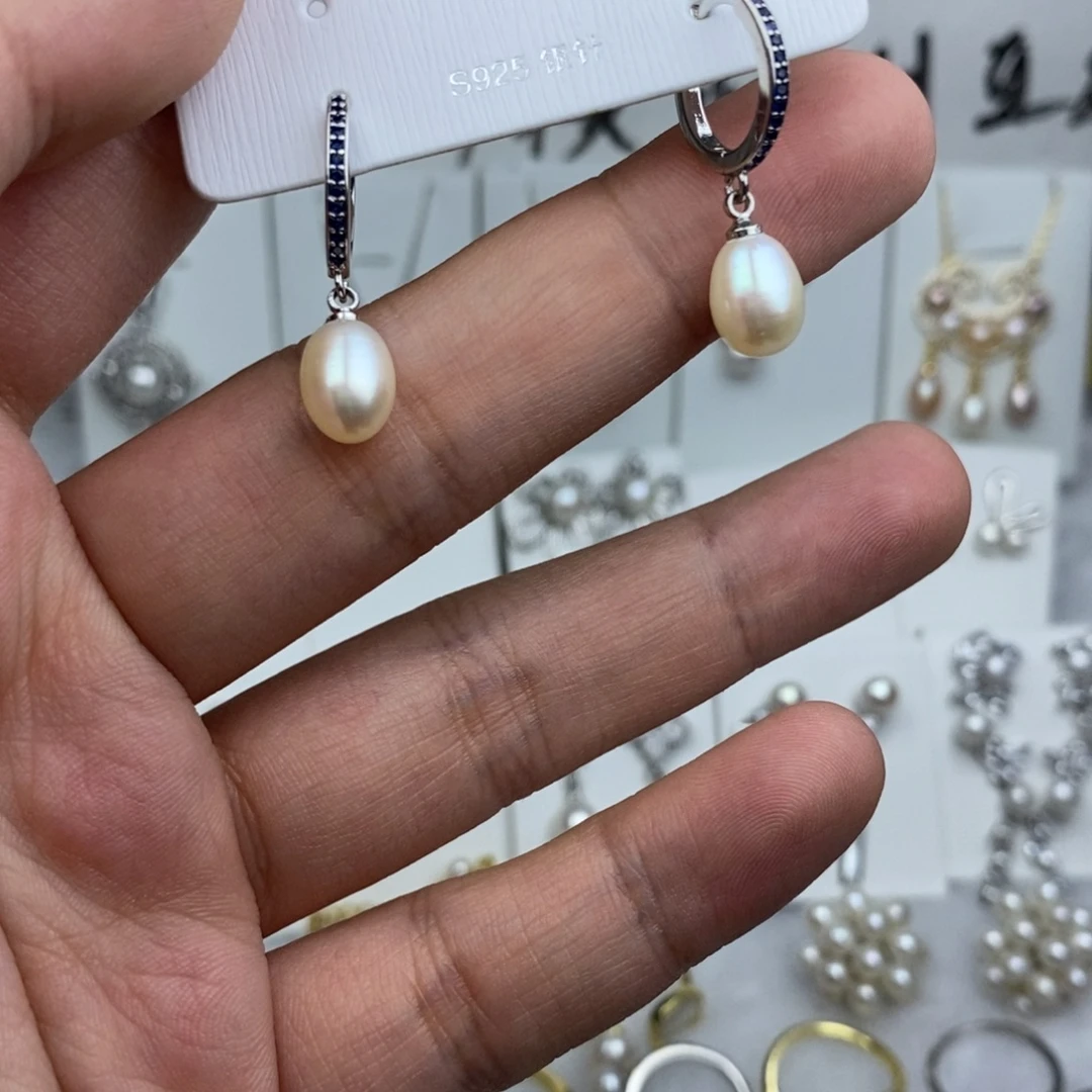 淡水珍珠耳饰未镶嵌