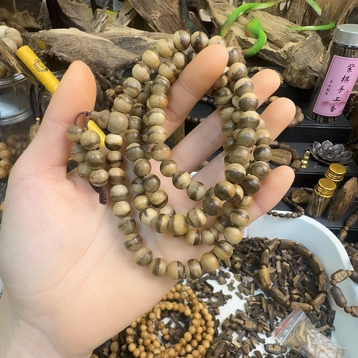 °***沉香沉香碎屑达拉干沉香0.8大18克➕沉香碎屑多样性