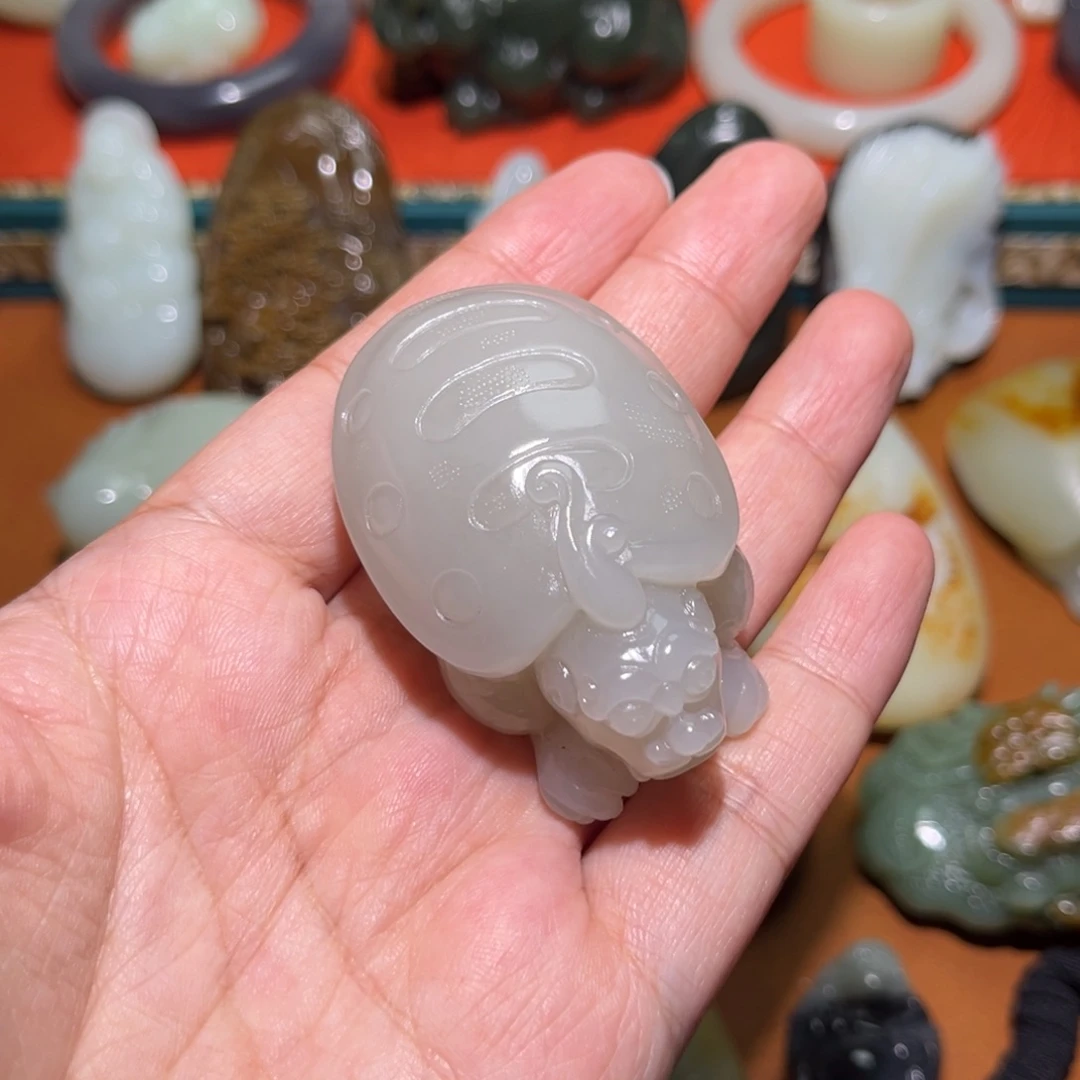 未镶嵌和田玉把件