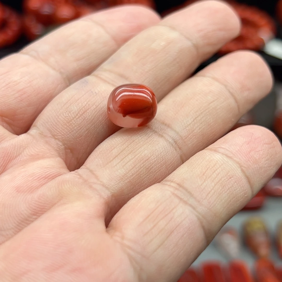 南红玛瑙配饰未镶嵌想****有