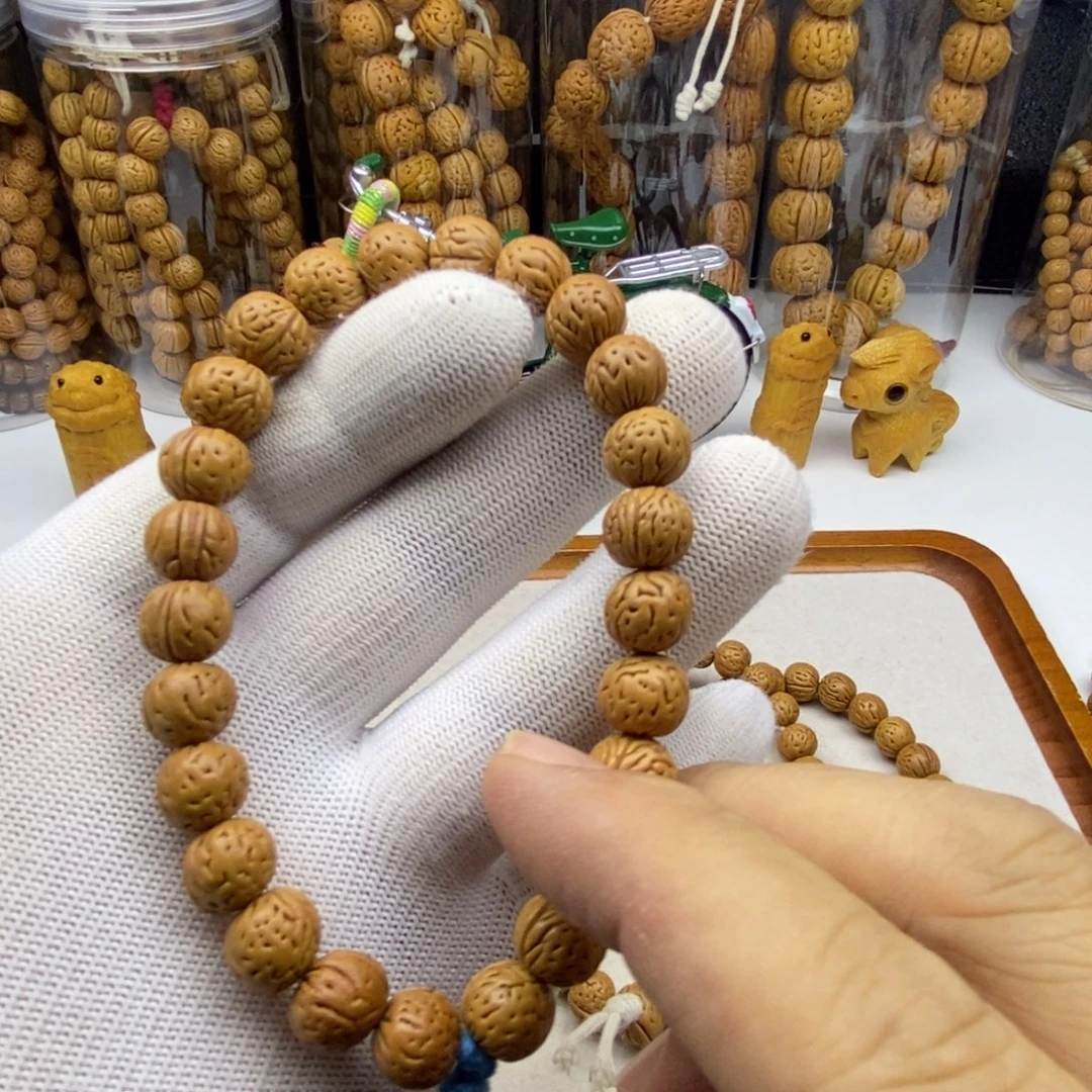 A***.吊坠桃核桃核6666