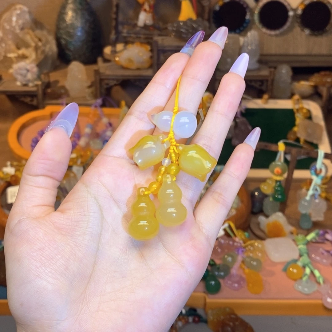 未镶嵌车挂玛瑙/玉髓挂件