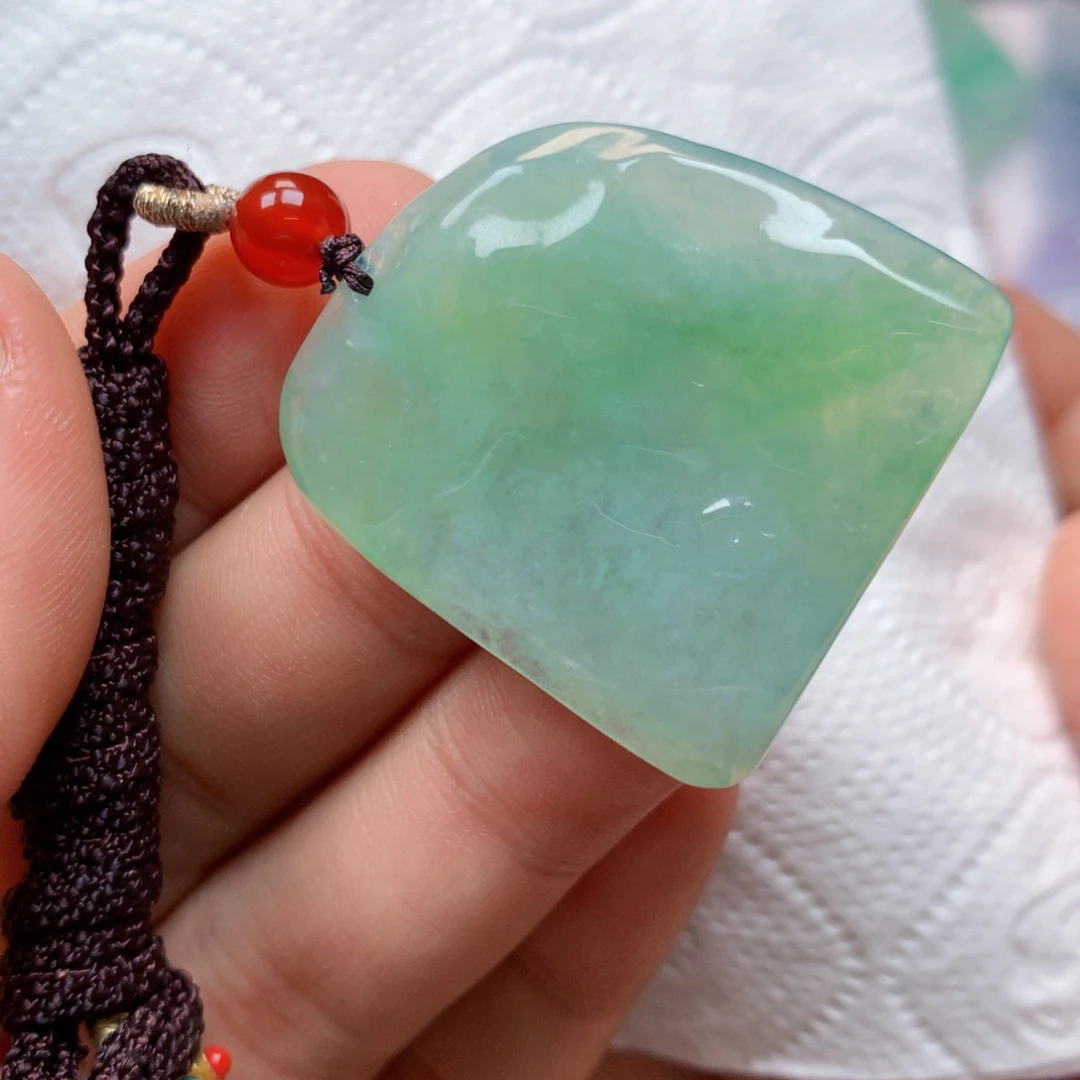 【闪购商品】翡翠吊坠(不含链)未镶嵌