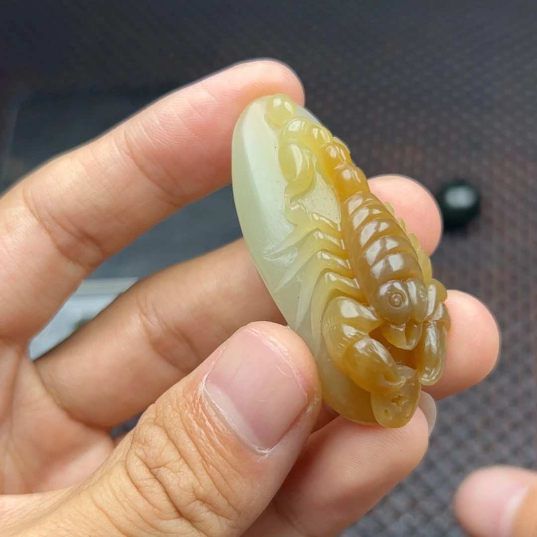 未镶嵌和田玉挂件