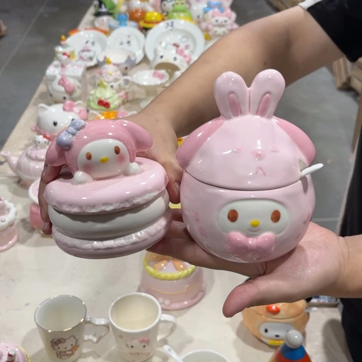 瓷片我在外面吃饭呢你在