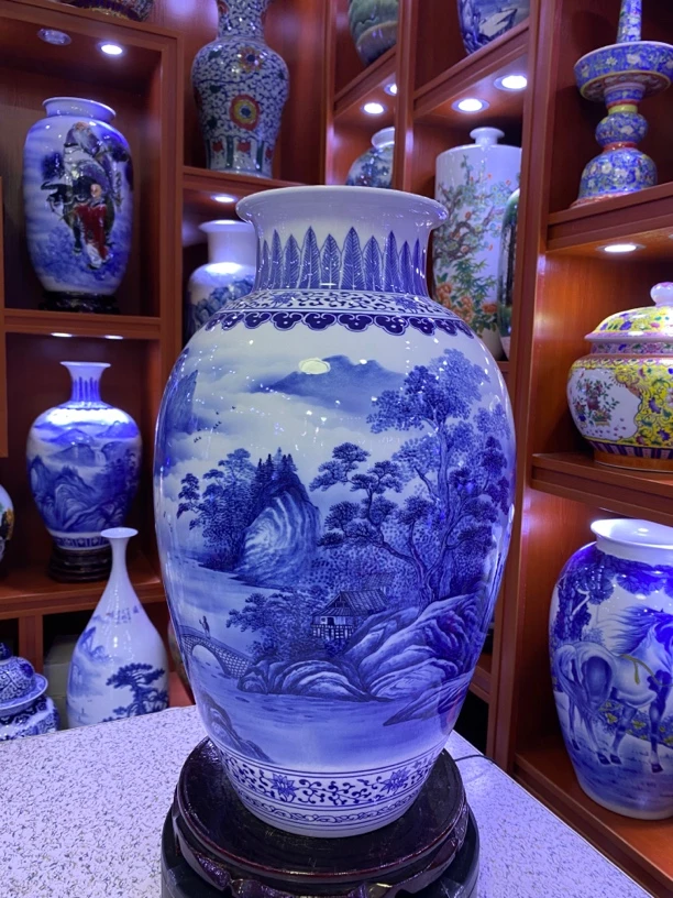 釉下山水高仿边脚大师作品瓶