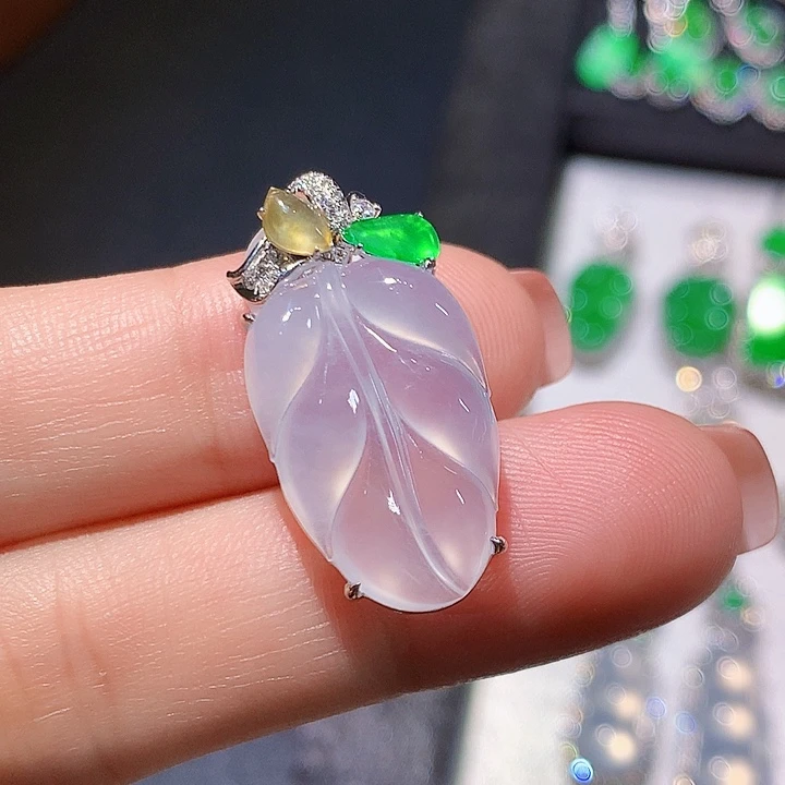 吊坠(不含链)18K金镶嵌翡翠