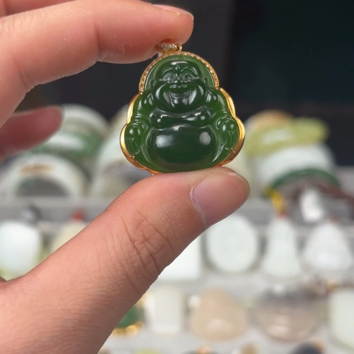 和田玉吊坠未镶嵌菠菜绿佛公