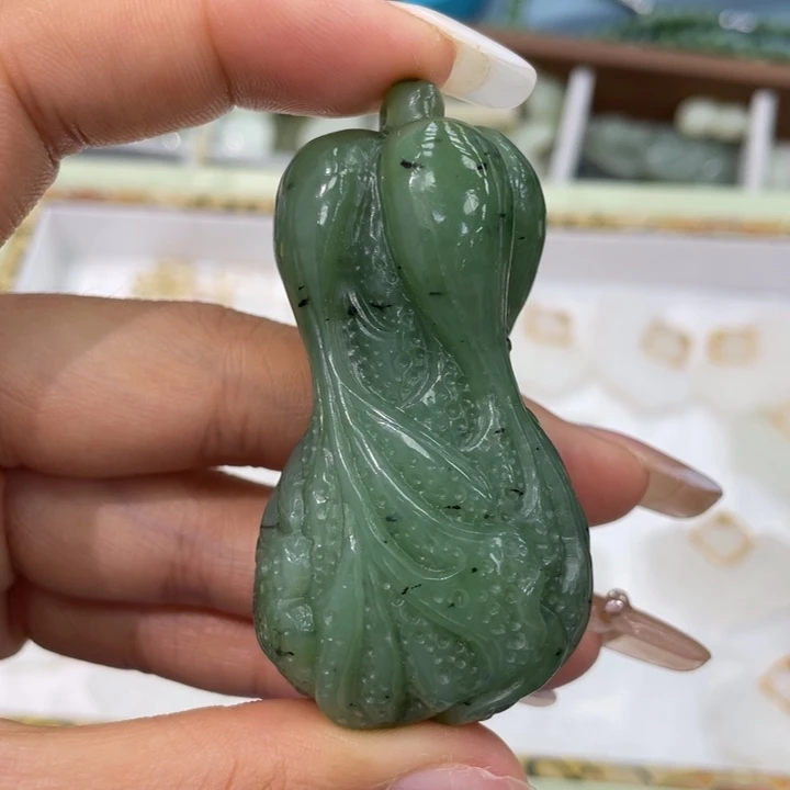 和田玉吊坠(不含链)未镶嵌处理品 福利品