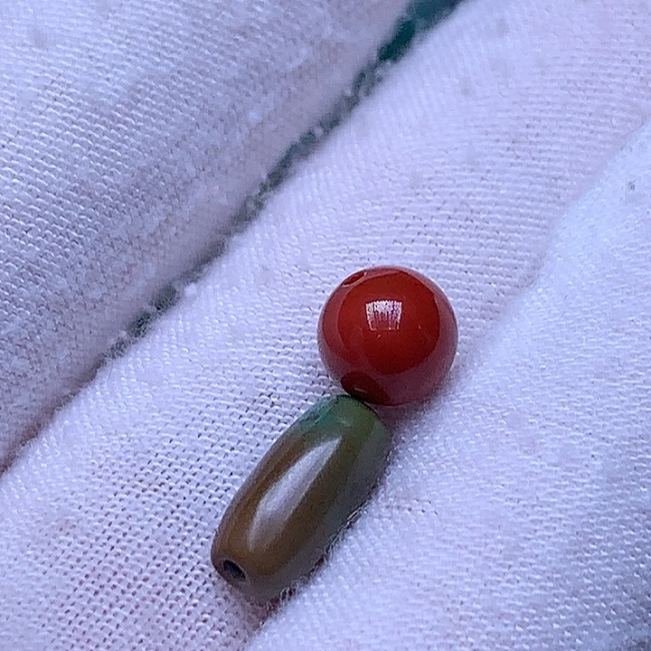 南红玛瑙未镶嵌珠宝奇石