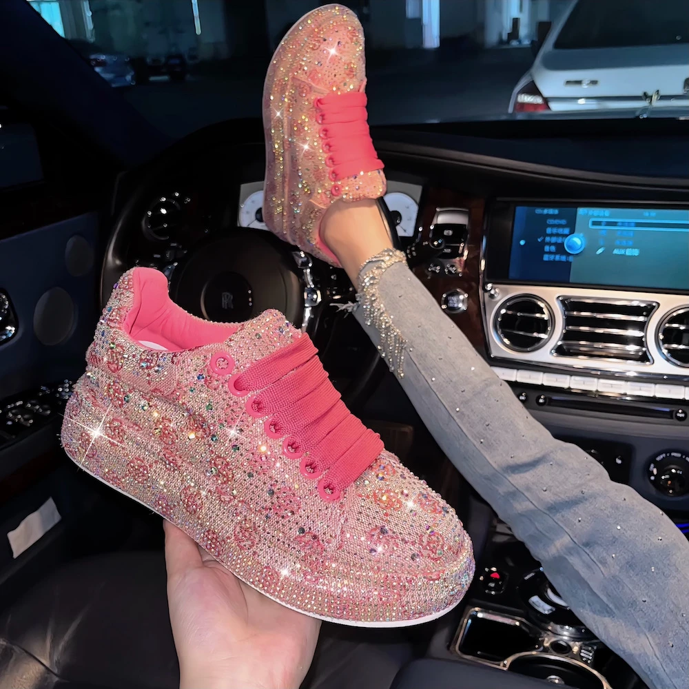 泰古珂儿+5CM百搭透气满钻轻奢夏季粉色潮流时尚透气运动鞋德训鞋