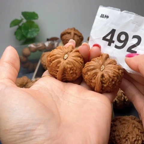 大***水文玩核桃吊坠40白狮子492