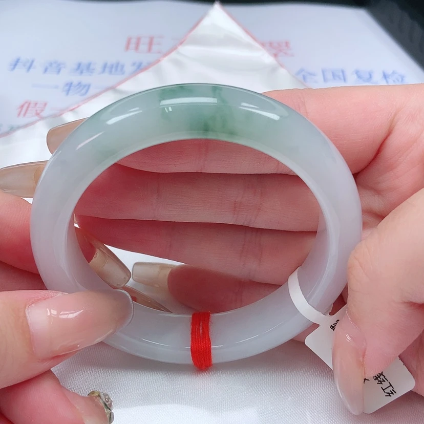 【闪购商品】未镶嵌手镯翡翠5455