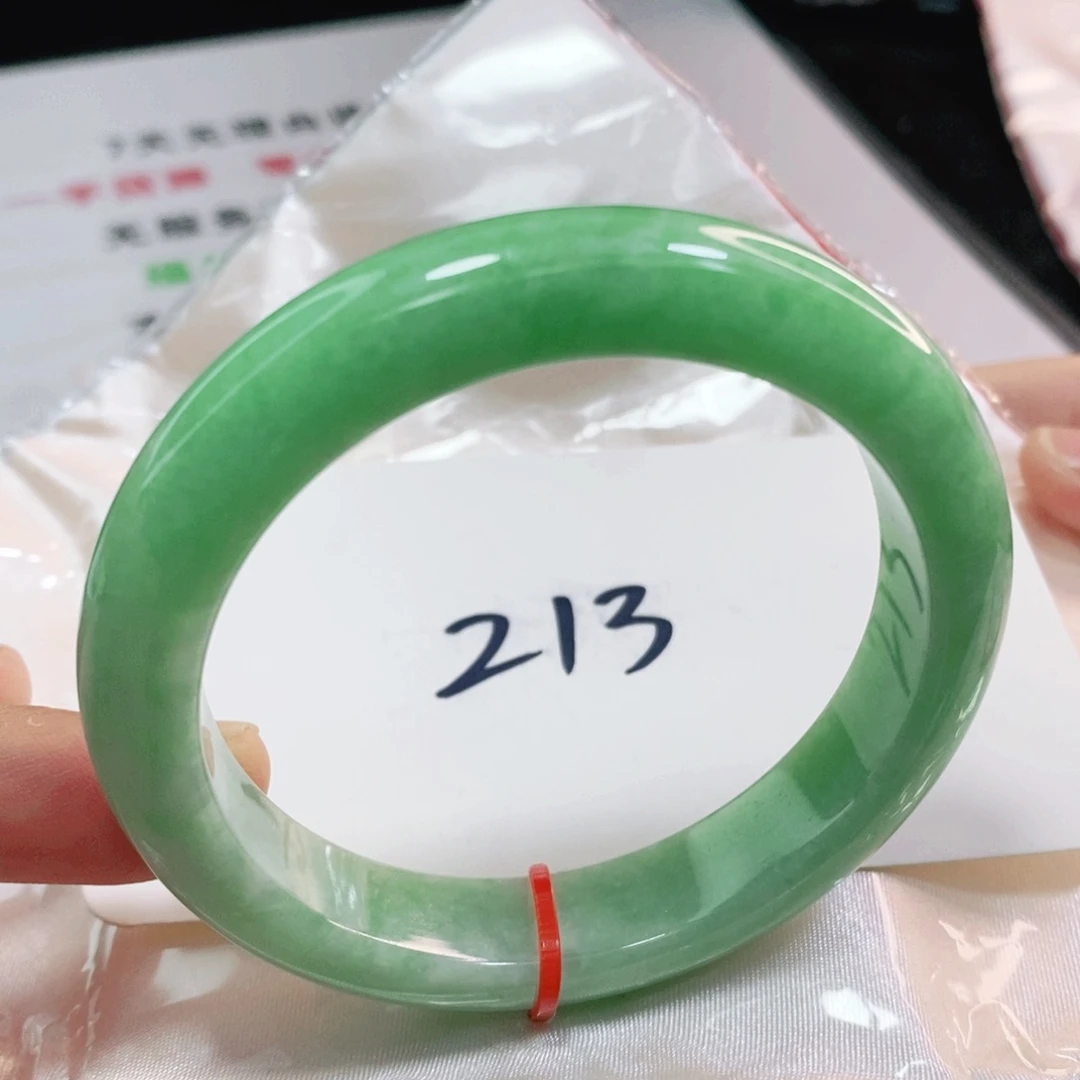 翡翠手镯未镶嵌59.5圈口