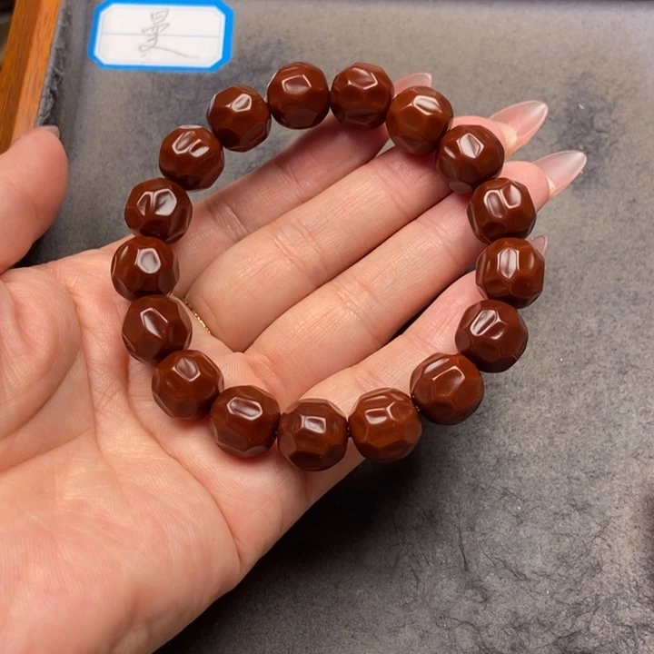 猴头核桃吊坠菩提