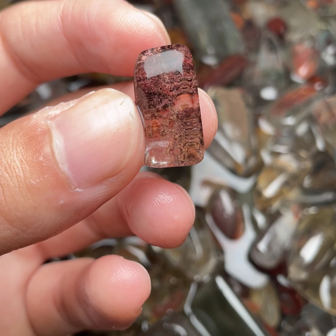 怡***情只买单纯的吊坠，没带链子，属的性质。