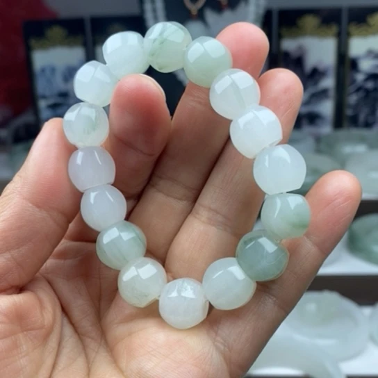 石英质玉（金丝玉）手镯未镶嵌