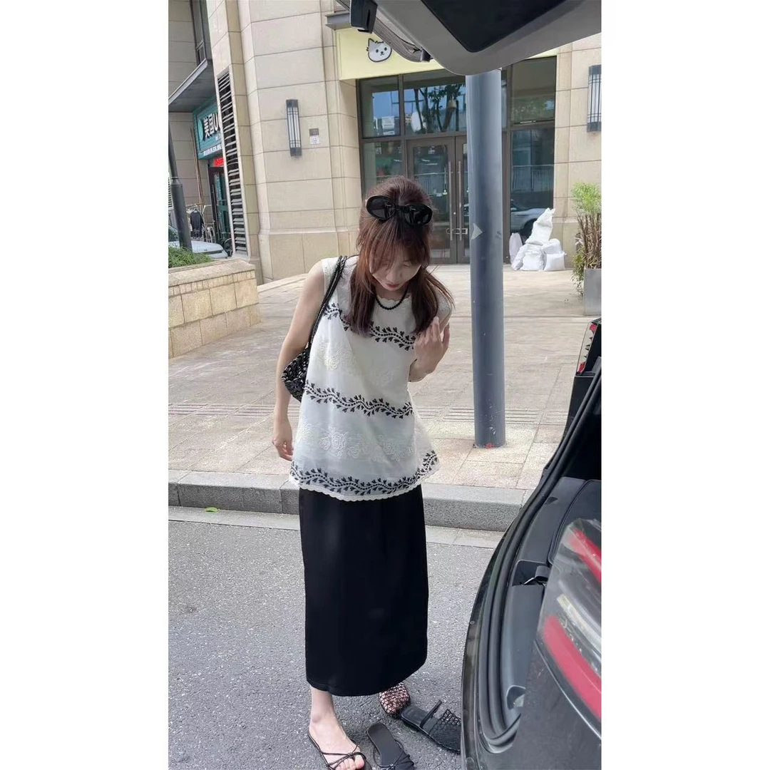 QiongQiong人手款！设计感精致提花刺绣显瘦气质无袖上衣