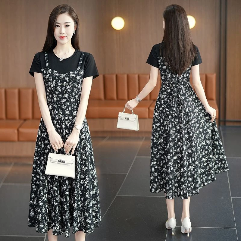 2025新款连衣裙女洋气拼接短袖长裙假两件遮肚显瘦胖mm气质碎花裙