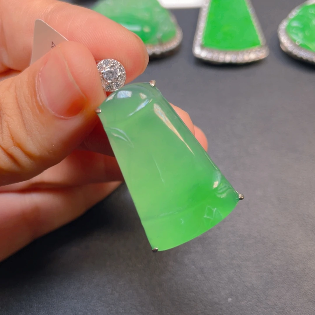 翡翠银S925镶嵌吊坠(不含链)