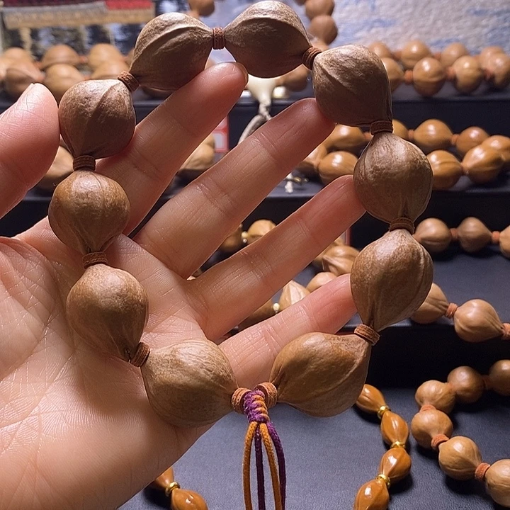手串橄榄核三面佛22×29