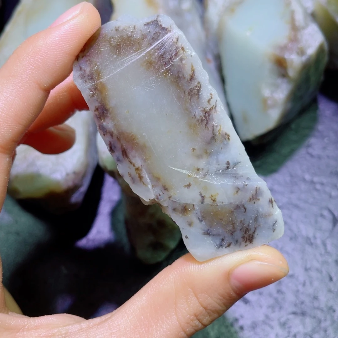 和田玉未镶嵌珠宝半成品