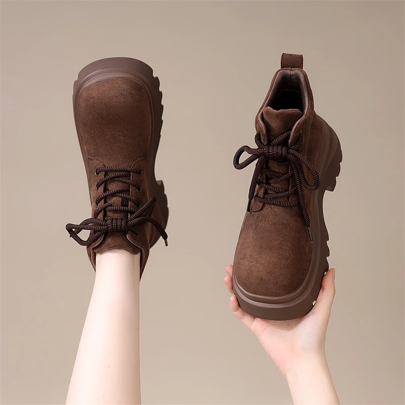 英伦风厚底增高马丁靴女2025秋冬新款百搭复古短筒靴小黄靴女靴34