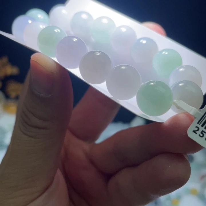 未镶嵌定制翡翠翡翠卡12+