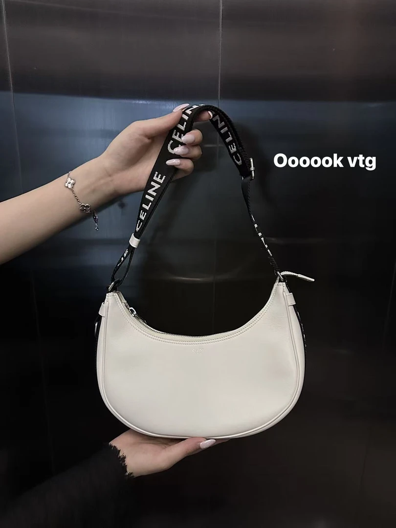 95新 Celine/思琳 CS6251 CELINE 白色腋下包