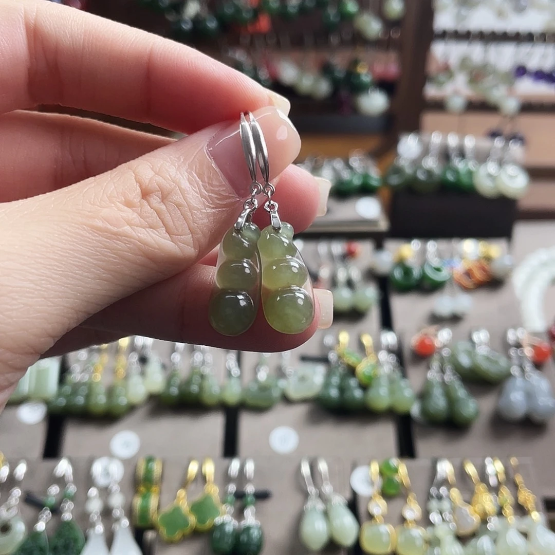 和田玉银S925镶嵌耳坠