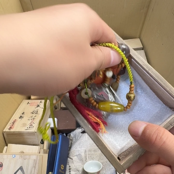 陶瓷器物穿，多样性发一