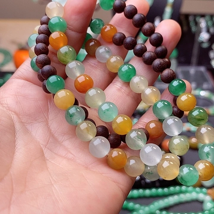 石英质玉未镶嵌串